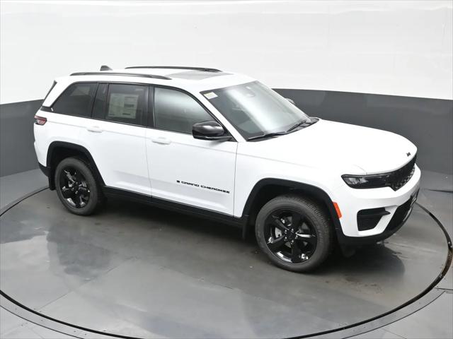 2025 Jeep Grand Cherokee Altitude X 4x4