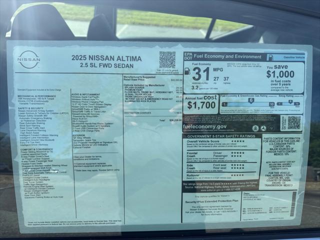 2025 Nissan Altima SL FWD