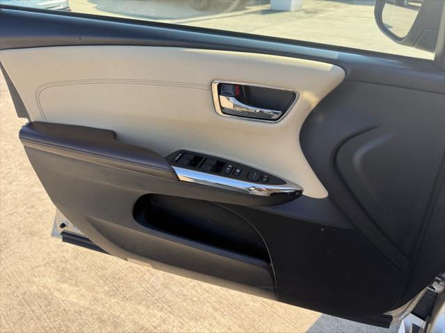 2013 Toyota Avalon XLE Premium