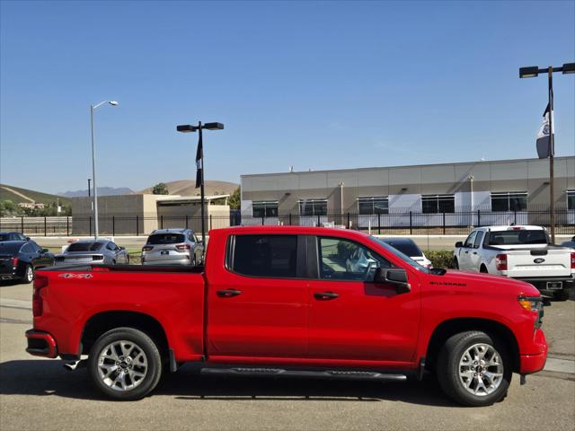2023 Chevrolet Silverado 1500 4WD Crew Cab Short Bed Custom 2023 Chevrolet Silverado 1500 4WD Crew Cab Short Bed Custom