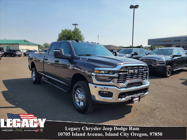 2026 RAM Ram 2500 RAM 2500 TRADESMAN CREW CAB 4X4 8 BOX