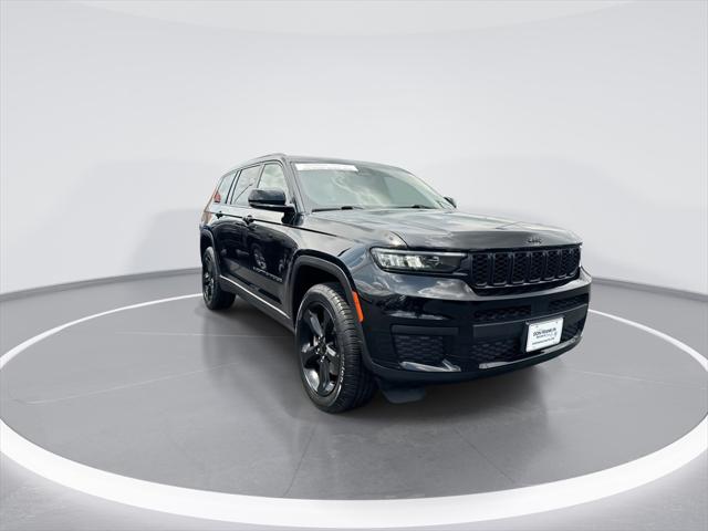 2022 Jeep Grand Cherokee L Altitude 4x4