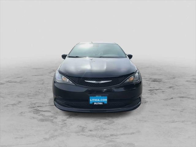 2023 Chrysler Voyager LX 2023 Chrysler Voyager LX