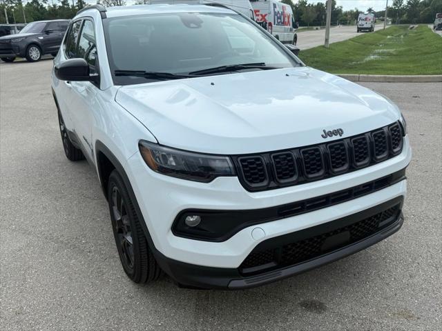 2025 Jeep Compass COMPASS LATITUDE 4X4