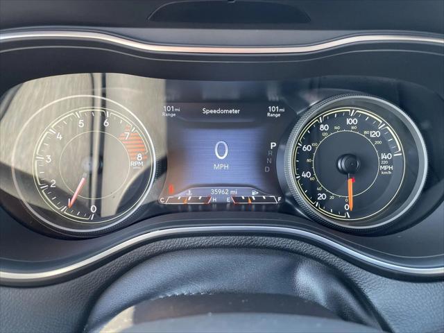 2022 Jeep Cherokee Trailhawk 4x4 2022 Jeep Cherokee Trailhawk 4x4