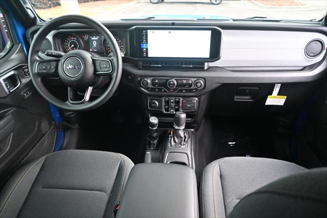 2025 Jeep Gladiator GLADIATOR NIGHTHAWK 4X4 2025 Jeep Gladiator GLADIATOR NIGHTHAWK 4X4