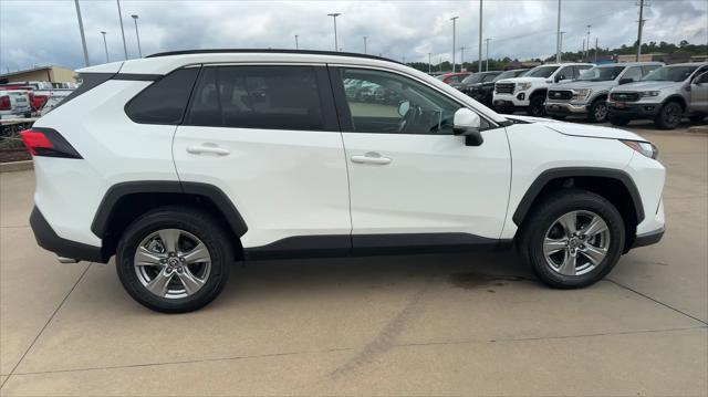 2024 Toyota RAV4 XLE 2024 Toyota RAV4 XLE