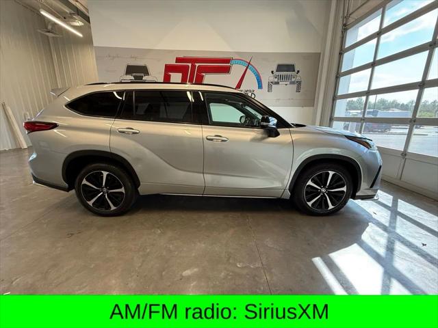 2021 Toyota Highlander XSE 2021 Toyota Highlander XSE