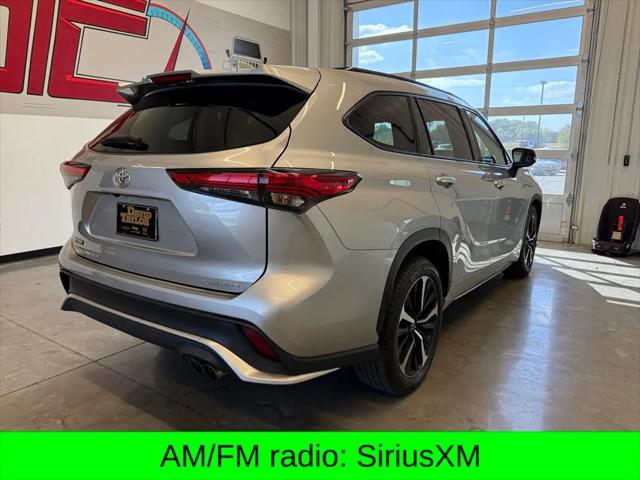 2021 Toyota Highlander XSE 2021 Toyota Highlander XSE