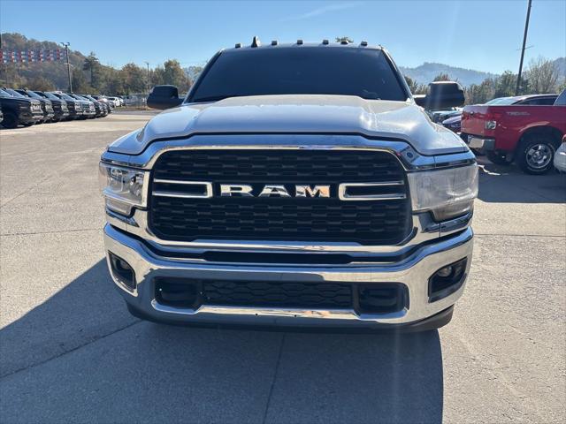 2022 RAM 2500 Big Horn Crew Cab 4x4 64 Box 2022 RAM 2500 Big Horn Crew Cab 4x4 64 Box