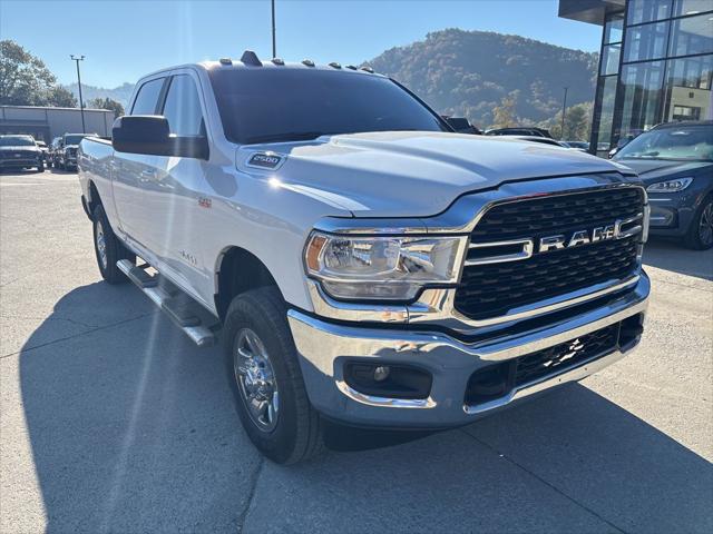 2022 RAM 2500 Big Horn Crew Cab 4x4 64 Box 2022 RAM 2500 Big Horn Crew Cab 4x4 64 Box