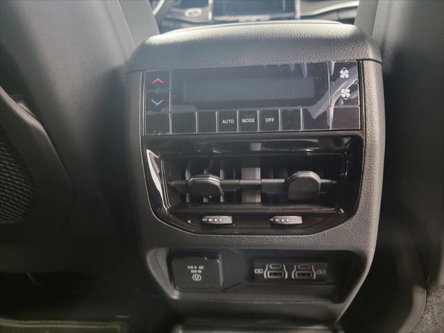 2025 Jeep Grand Cherokee L Altitude X 4x4