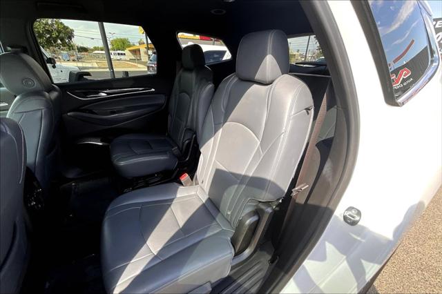 2023 Buick Enclave Essence FWD
