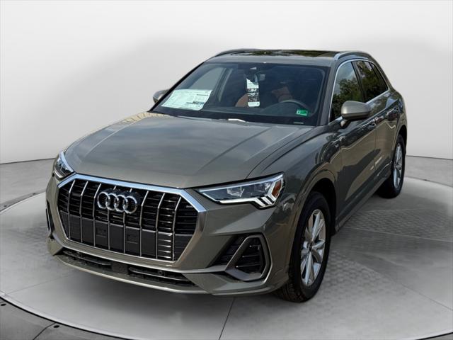 2025 Audi Q3 Premium 45 TFSI S line quattro Tiptronic