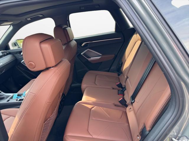 2025 Audi Q3 Premium 45 TFSI S line quattro Tiptronic