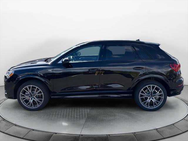 2025 Audi Q3 Premium 45 TFSI S line quattro Tiptronic