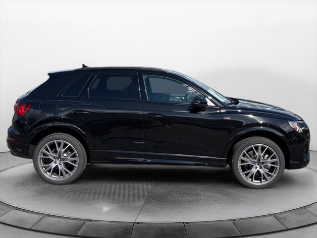 2025 Audi Q3 Premium 45 TFSI S line quattro Tiptronic