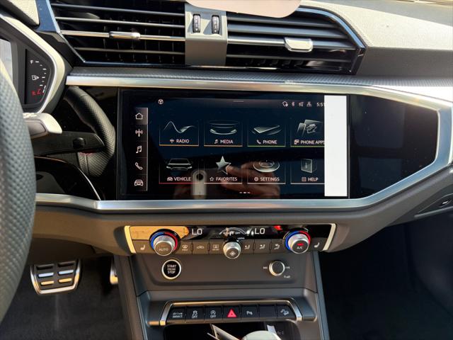 2025 Audi Q3 Premium 45 TFSI S line quattro Tiptronic