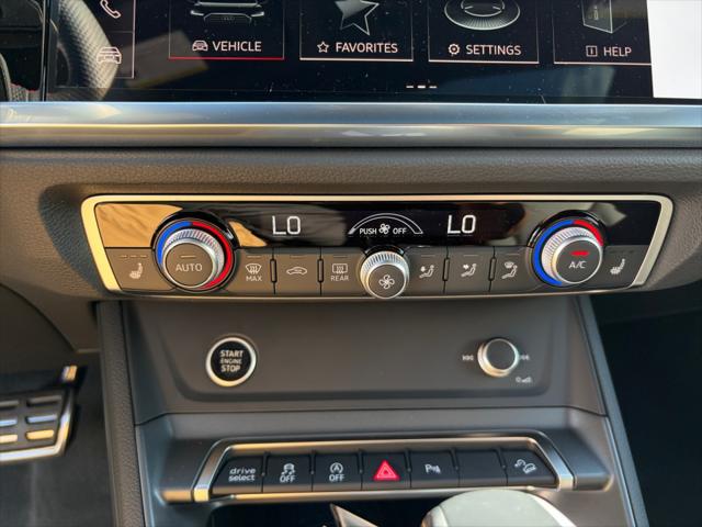 2025 Audi Q3 Premium 45 TFSI S line quattro Tiptronic