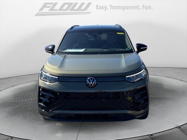 2025 Volkswagen Tiguan 2.0T SE R-Line Black