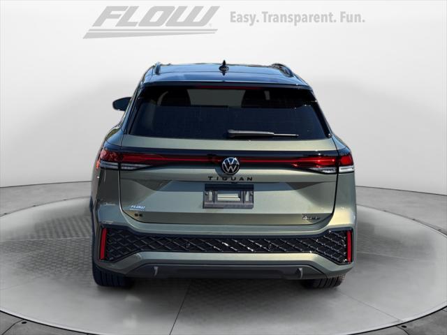 2025 Volkswagen Tiguan 2.0T SE R-Line Black