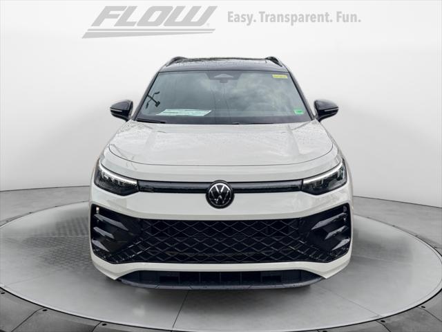 2025 Volkswagen Tiguan 2.0T SE R-Line Black