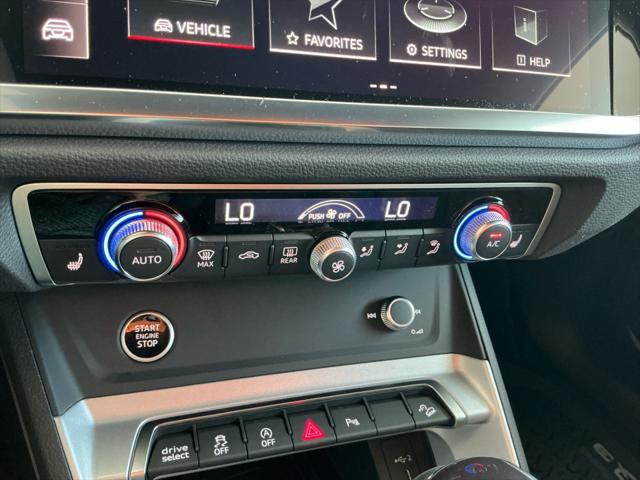 2025 Audi Q3 Premium 45 TFSI S line quattro Tiptronic