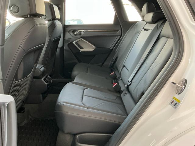 2025 Audi Q3 Premium 45 TFSI S line quattro Tiptronic