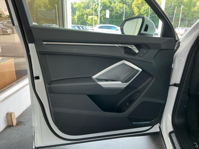 2025 Audi Q3 Premium 45 TFSI S line quattro Tiptronic
