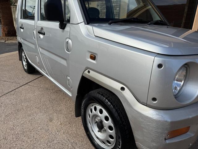 2000 Daihatsu Naked Unknown