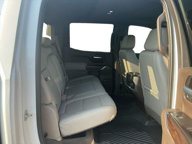 Used 2020 GMC Sierra 1500 4WD Crew Cab Short Box SLT For Sale in Muscle Shoals, AL