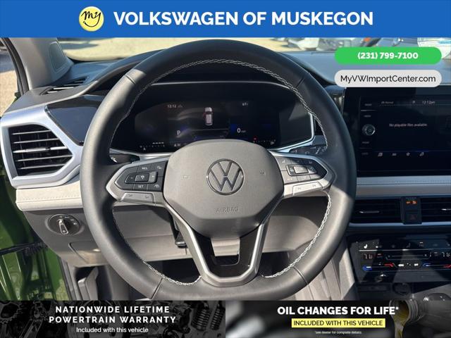 2025 Volkswagen Taos 1.5T SE