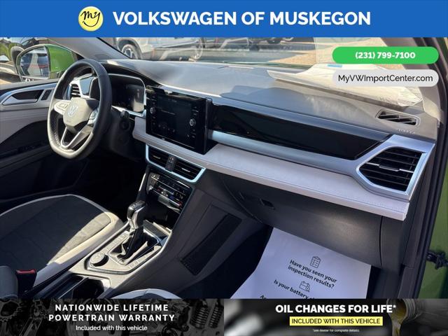 2025 Volkswagen Taos 1.5T SE
