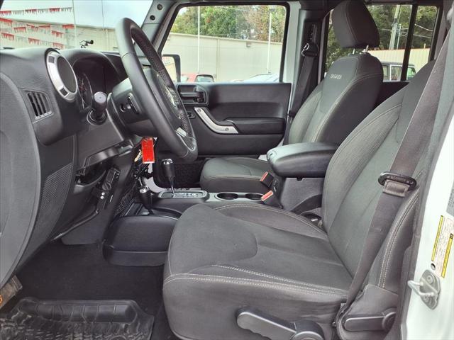 2017 Jeep Wrangler Unlimited Sahara 4x4