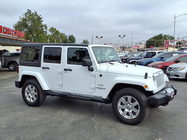 2017 Jeep Wrangler Unlimited Sahara 4x4