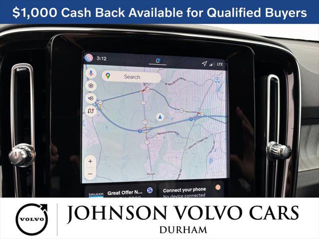 2026 Volvo XC40 Core, B5 AWD Gas (mild hybrid), Dark