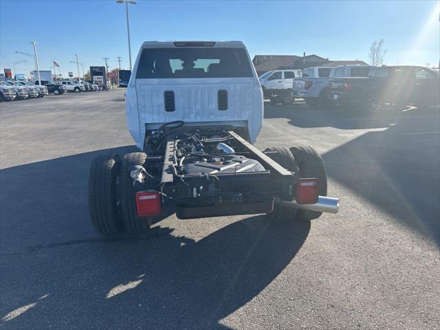 2026 GMC Sierra 3500HD CC Pro
