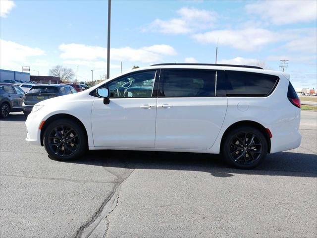 2026 Chrysler Pacifica Limited AWD