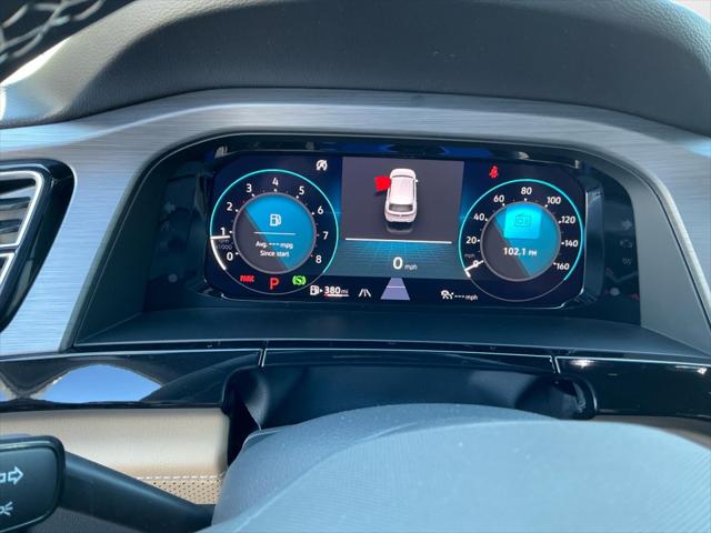 2026 Volkswagen Atlas Cross Sport 2.0T SE w/Technology