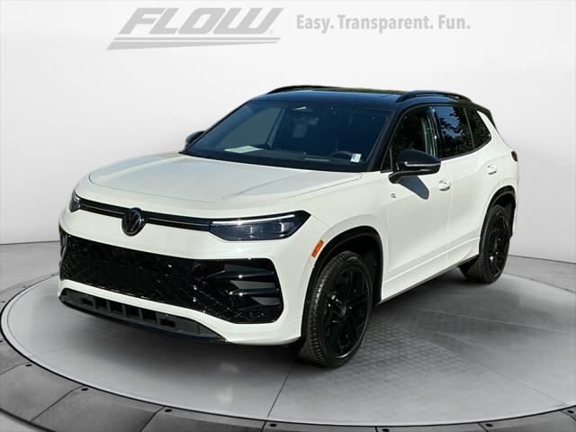 2025 Volkswagen Tiguan 2.0T SE R-Line Black