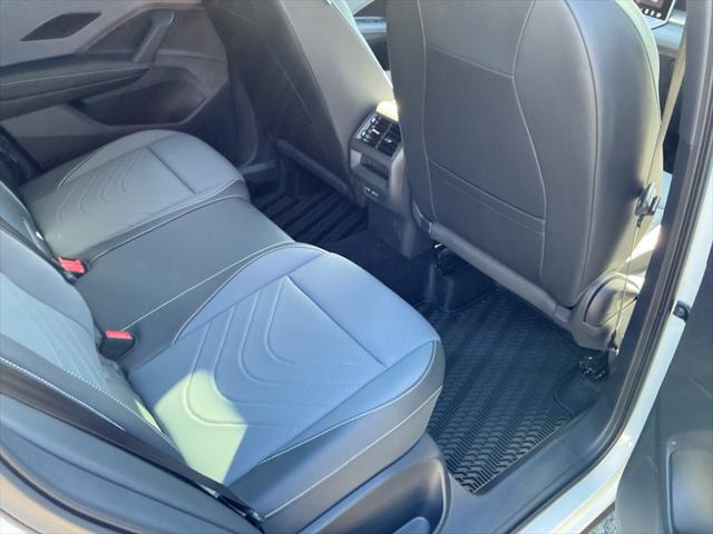 2025 Volkswagen Tiguan 2.0T SE R-Line Black