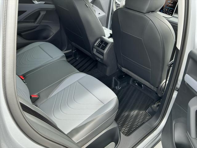 2025 Volkswagen Tiguan 2.0T SE