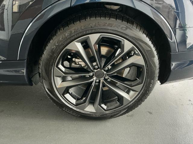 2026 Audi Q7 Premium