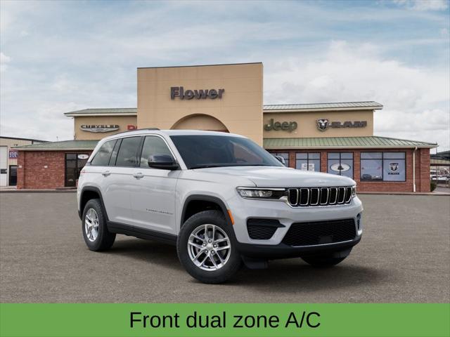 2025 Jeep Grand Cherokee Laredo X 4x4