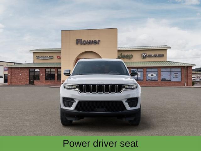 2025 Jeep Grand Cherokee Laredo X 4x4