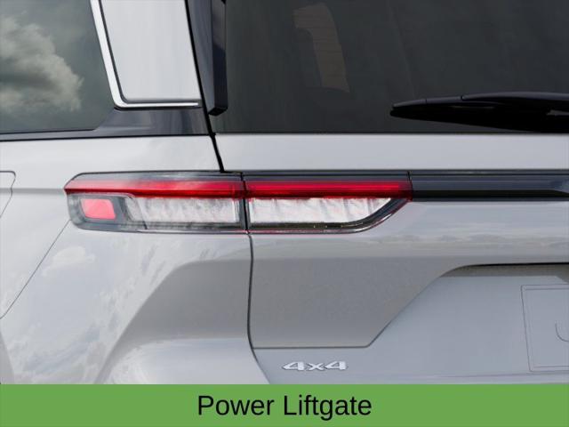 2025 Jeep Grand Cherokee Laredo X 4x4
