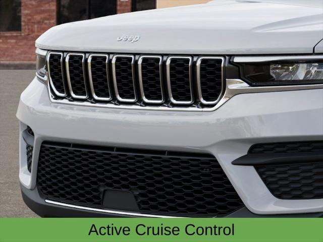 2025 Jeep Grand Cherokee Laredo X 4x4