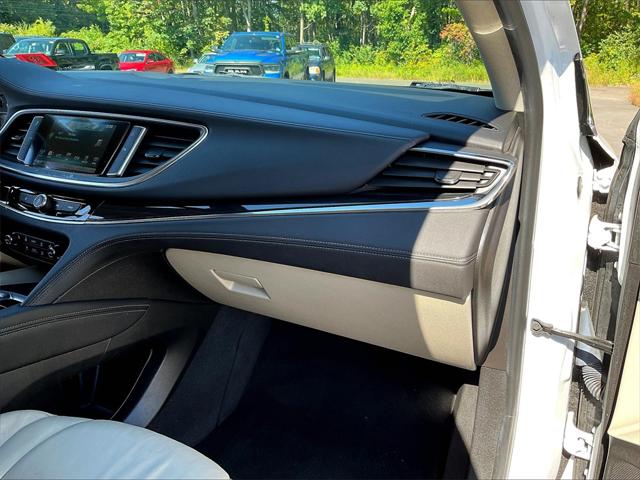 2018 Buick Enclave Essence