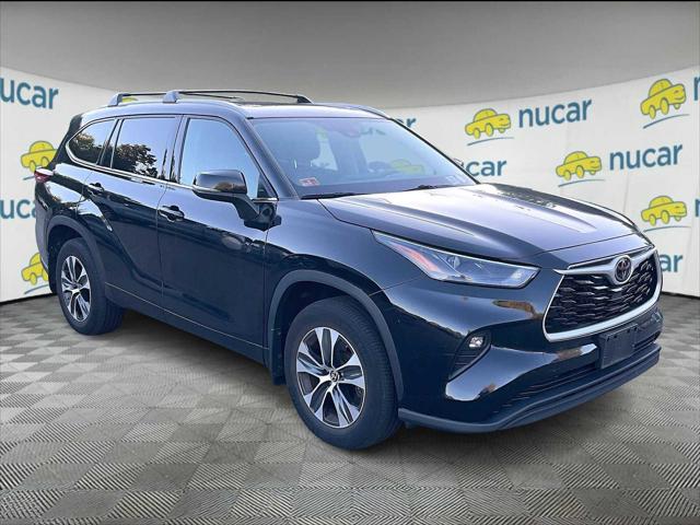 2022 Toyota Highlander XLE for sale in Norwood, MA