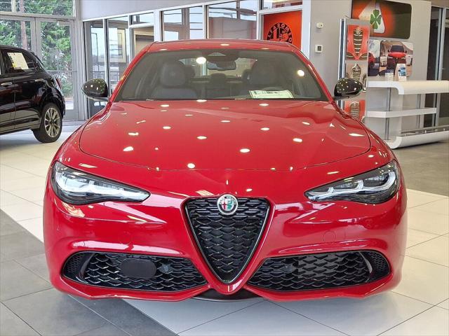 2025 Alfa Romeo Giulia GIULIA INTENSA AWD